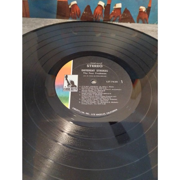 The Four Freshman Different Strokes Record Album Vinyl LP - Picture 2 of 4